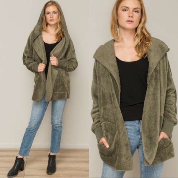 1 Left! *NIB* Olive Green Sherpa Jacket - Picture 3 of 5